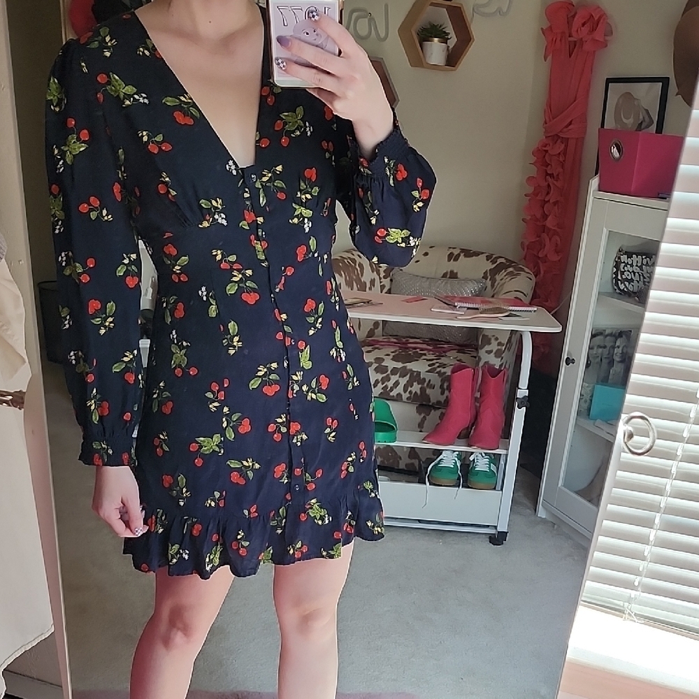 ASTR the Lable Cherry Dress Navy Vneck Bustier Top